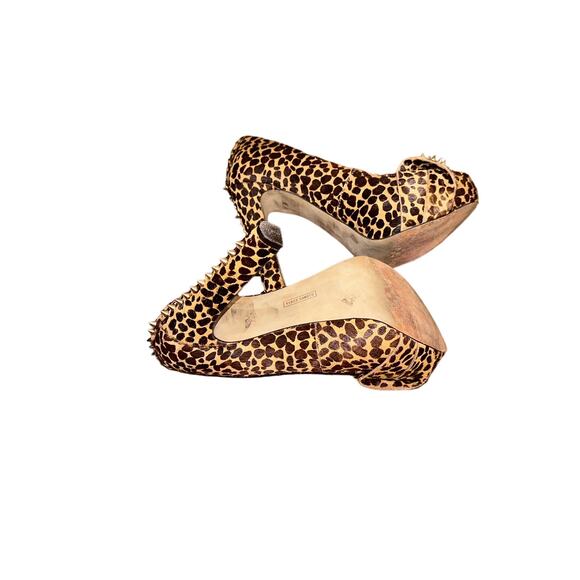 Vince Camuto Sz.8 Leopard Print Statement Heels Gold Spikes Calf Hair Bow Heels - Picture 6 of 15